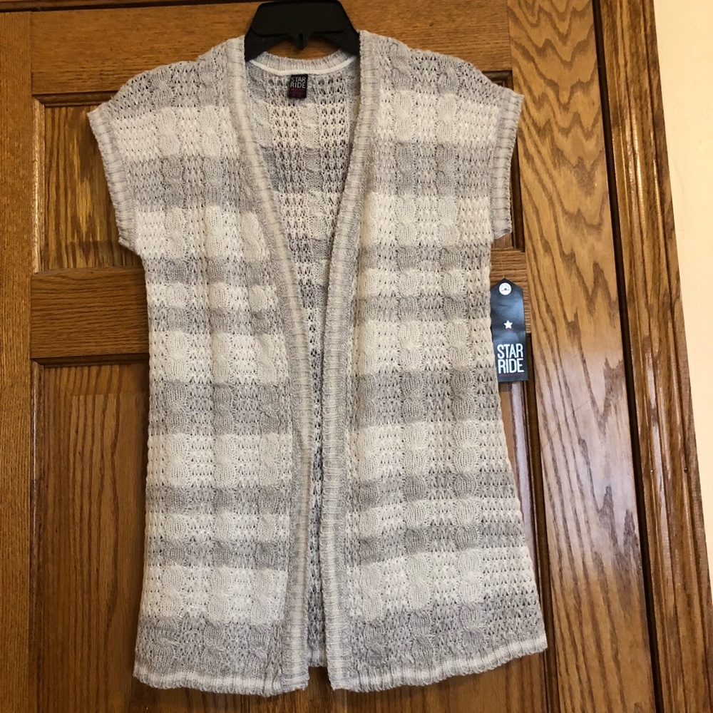 Girls short Sleeved Striped Duster, NWT, M 10/12